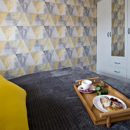 P&o Corporate Serviced Cybernetyki Apartment *