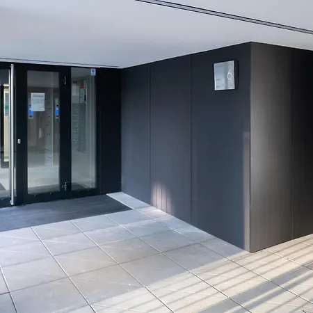 P&o Corporate Serviced Cybernetyki Appartement *