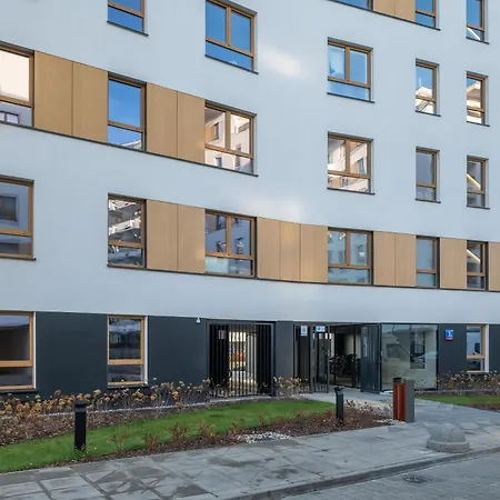 P&o Corporate Serviced Cybernetyki Apartment