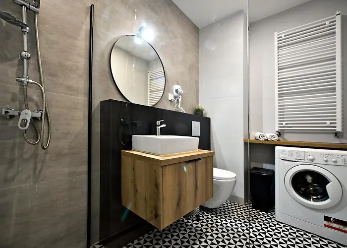 P&o Corporate Serviced Cybernetyki *