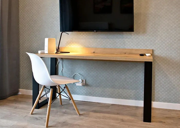 P&o Corporate Serviced Cybernetyki